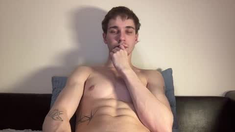 Snapshot of damondurden chatting on 01.11.25 jim online show from 01.11.25