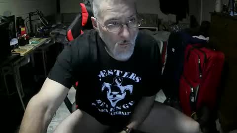 Snapshot of dan137111 chatting on 04.29.26 dan137111 online show from 04.29.26