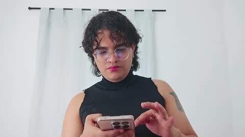 Snapshot of dan_blous chatting on 02.10.26 Diane Blosson online show from 02.10.26