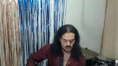 Snapshot of dan_khemeia chatting on 02.12.26 Dan Khemeia online show from 02.12.26