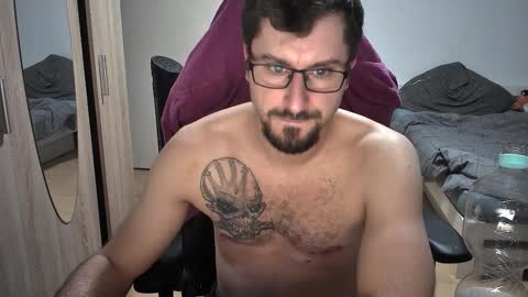 King Dan online show from 09.21.25