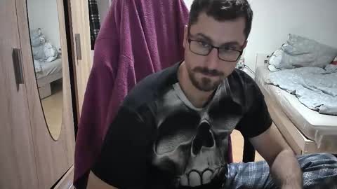 King Dan online show from 10.19.25