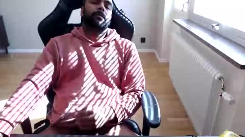 Snapshot of dan_the_man43 chatting on 04.11.26 dan_the_man43 online show from 04.11.26