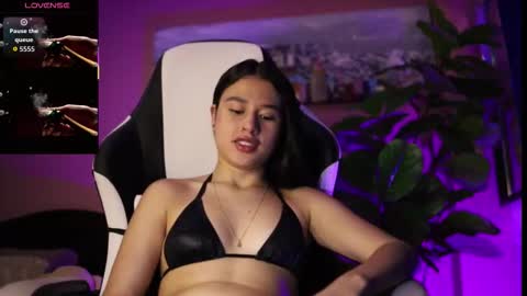 danaa_rouse online show from 11.19.25