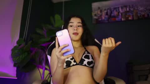 Snapshot of danaa_rousee_ chatting on 06.06.26 Dana Rouse online show from 06.06.26