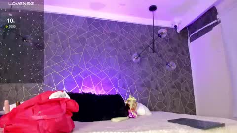    online show from 03.29.26