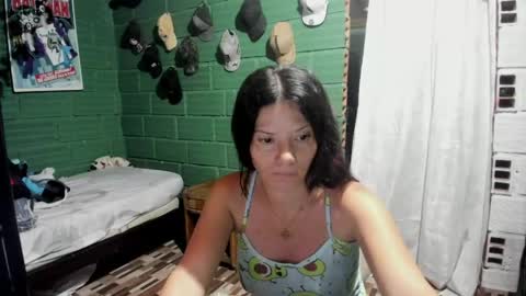 Snapshot of danaarey chatting on 05.22.26 Danaa Rey online show from 05.22.26