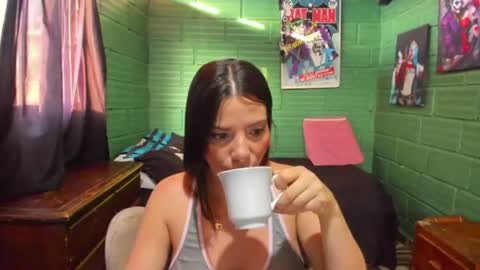 Snapshot of danaarey chatting on 07.28.26 Danaa Rey online show from 07.28.26