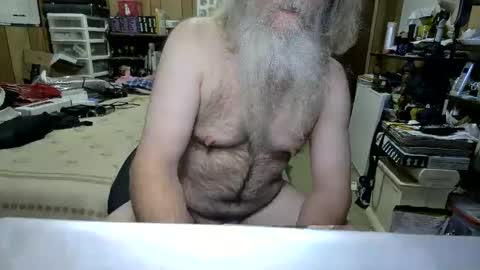 Snapshot of danagm chatting on 12.01.24 Dana online show from 12.01.24