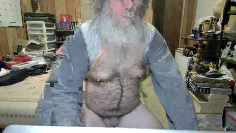 Snapshot of danagm chatting on 12.08.24 Dana online show from 12.08.24