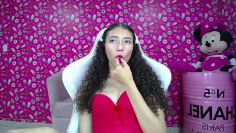 Snapshot of danatella_a chatting on 02.21.25 Danatella online show from 02.21.25