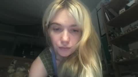 Snapshot of danceissexisbeauty2 chatting on 11.20.25 Your submissive patient online show from 11.20.25