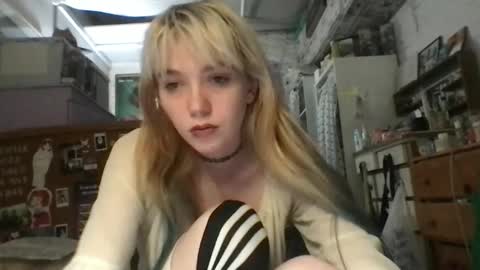 Snapshot of danceissexisbeauty2 chatting on 11.21.25 Your submissive patient online show from 11.21.25