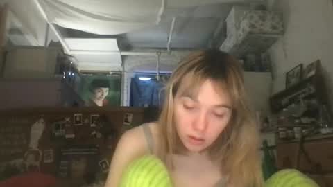 Snapshot of danceissexisbeauty2 chatting on 02.28.26 Your submissive patient online show from 02.28.26