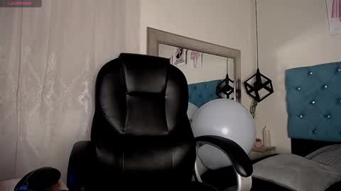 Snapshot of dandarkie01 chatting on 03.10.25 dandarkie online show from 03.10.25