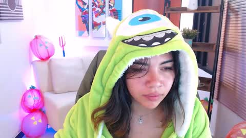 Snapshot of dangel_noir6 chatting on 11.01.25 Veronica online show from 11.01.25