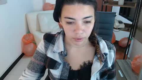 Snapshot of dangel_noir6 chatting on 11.10.25 Veronica online show from 11.10.25