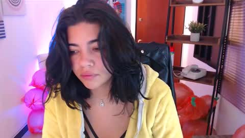 Snapshot of dangel_noir6 chatting on 11.22.25 Veronica online show from 11.22.25