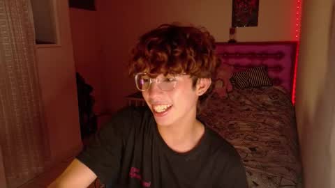 Snapshot of dani_dancer chatting on 01.09.26 Dani Dancer online show from 01.09.26