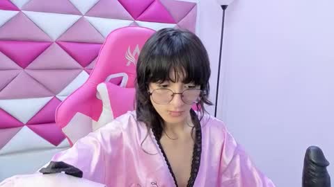 Snapshot of dani_dream chatting on 02.15.26 dani_dream online show from 02.15.26