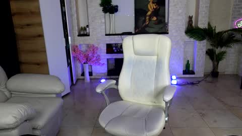 dani_kittys online show from 04.11.26