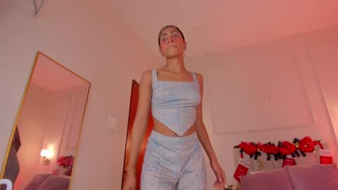 Snapshot of dani_skinny_ chatting on 12.23.24 Hi I am Dani online show from 12.23.24