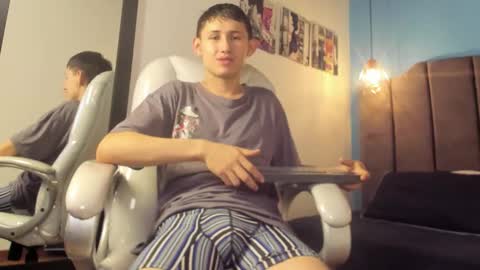 Snapshot of dani_swagger chatting on 02.10.26 Thiago online show from 02.10.26