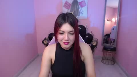dani_taylor_ online show from 04.30.26