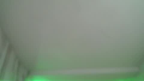 Snapshot of dania_b_ chatting on 09.23.25 dania_b_ online show from 09.23.25