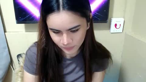 Snapshot of danica_wild chatting on 12.17.25 Danica online show from 12.17.25