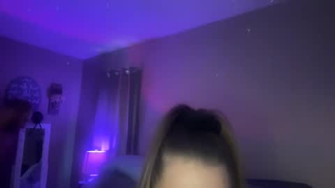 Snapshot of danidragon69 chatting on 03.12.25 Dani Dragon online show from 03.12.25