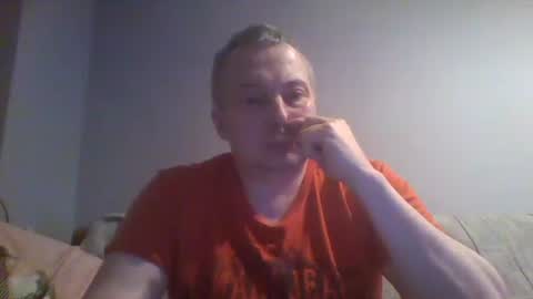 Snapshot of daniel0028 chatting on 01.01.25 dan online show from 01.01.25