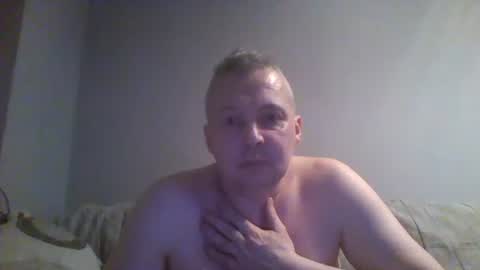 Snapshot of daniel0028 chatting on 09.14.25 dan online show from 09.14.25