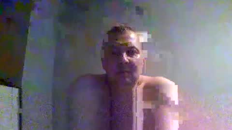 Snapshot of daniel0028 chatting on 10.12.25 dan online show from 10.12.25