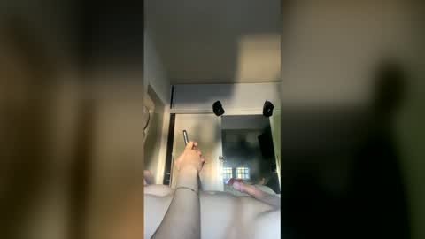 Snapshot of daniel548918 chatting on 02.25.26 daniel548918 online show from 02.25.26