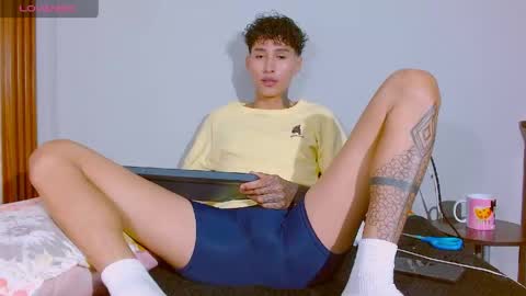 daniel_deluxx online show from 04.28.26