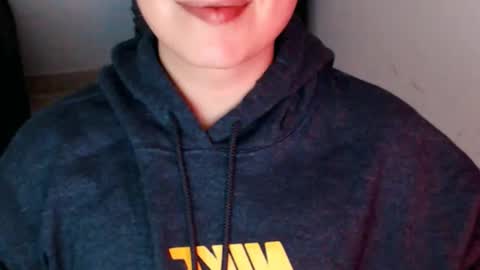 daniel_ruis16 online show from 12.23.24