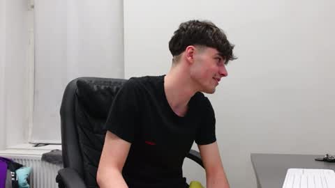 DANIEL SHAWN online show from 04.09.26