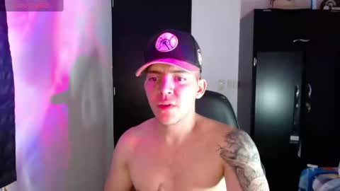 Snapshot of daniel_vargas5 chatting on 01.05.25 Daniel online show from 01.05.25