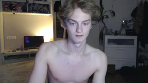 Snapshot of daniel_yumm chatting on 04.15.26 Daniel online show from 04.15.26