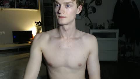 Snapshot of daniel_yumm chatting on 04.30.26 Daniel online show from 04.30.26