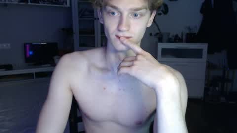 Snapshot of daniel_yumm chatting on 05.04.26 Daniel online show from 05.04.26