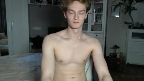 Snapshot of daniel_yumm chatting on 05.12.26 Daniel online show from 05.12.26
