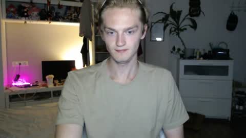 Snapshot of daniel_yumm chatting on 07.05.26 Daniel online show from 07.05.26
