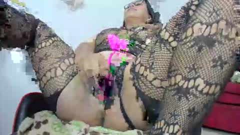 Snapshot of daniela_0514 chatting on 02.18.26 daniela online show from 02.18.26