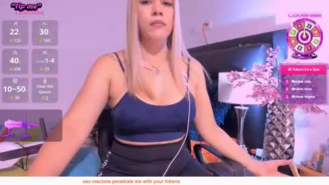 Snapshot of daniela_beauty chatting on 05.13.26 daniela online show from 05.13.26