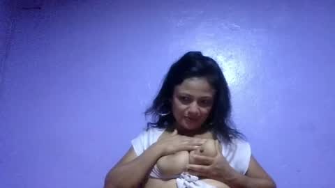 Snapshot of daniela_love1 chatting on 05.05.26 daniela_love1 online show from 05.05.26
