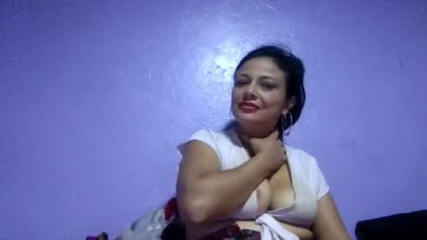 Snapshot of daniela_love1 chatting on 05.19.26 daniela_love1 online show from 05.19.26