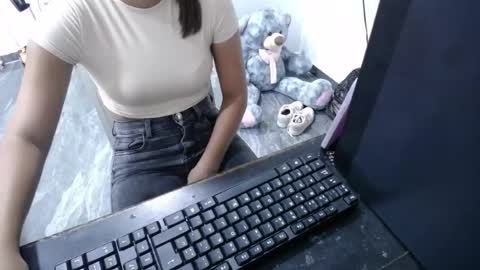 danielaa_foxx online show from 07.23.26
