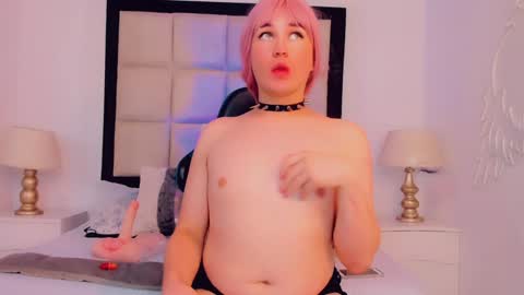 Snapshot of danielaadamss chatting on 12.10.24 Daniela online show from 12.10.24